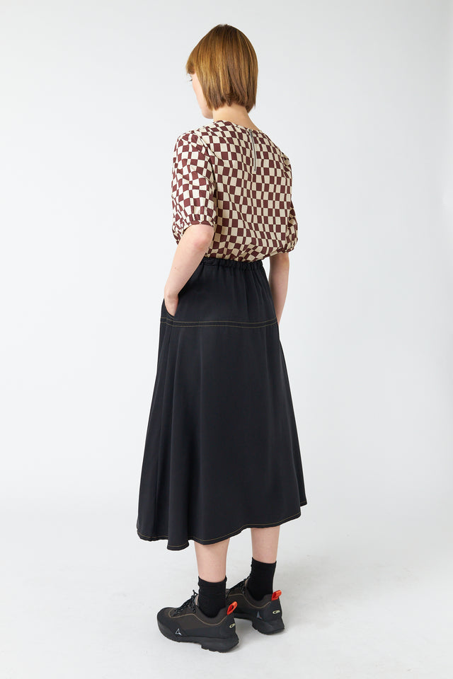Traveller drawstring skirt