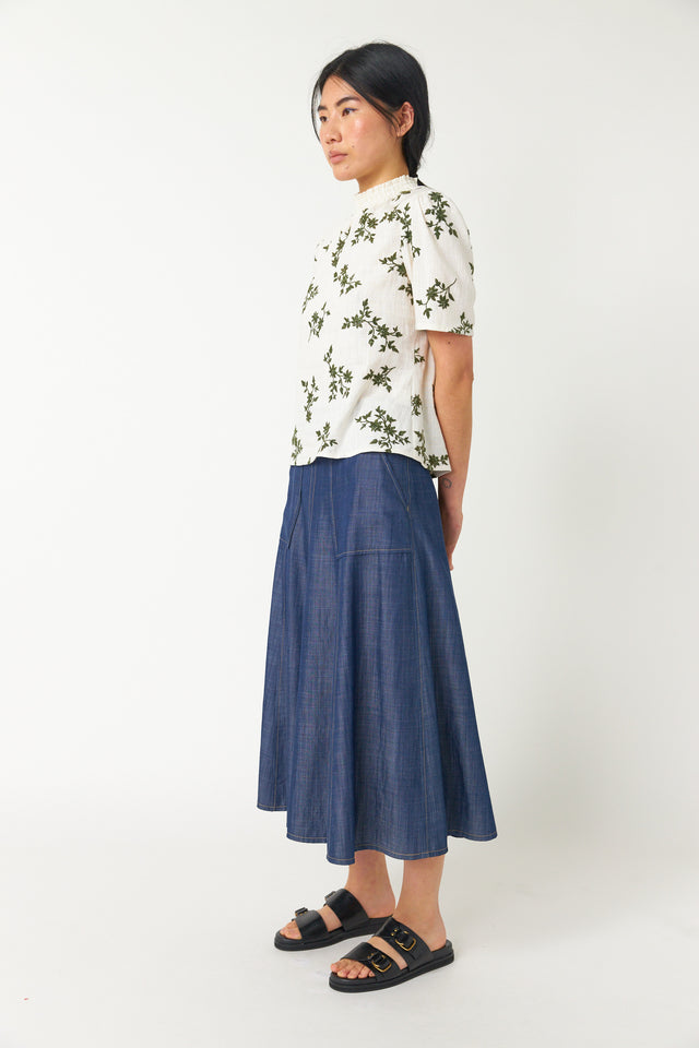 Traveller skirt