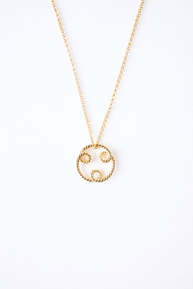 Huddle necklace