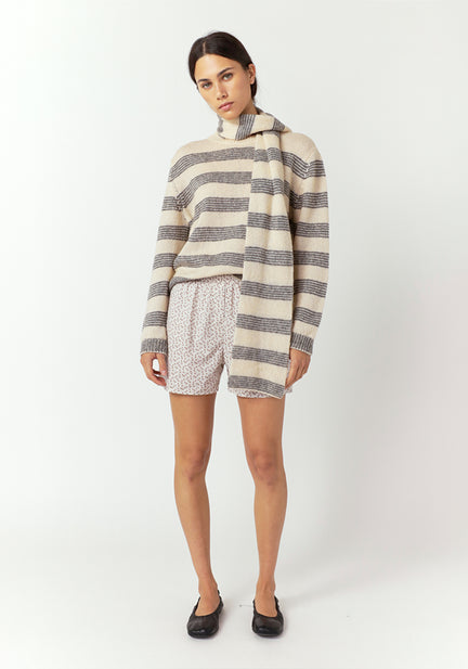 KNITWEAR