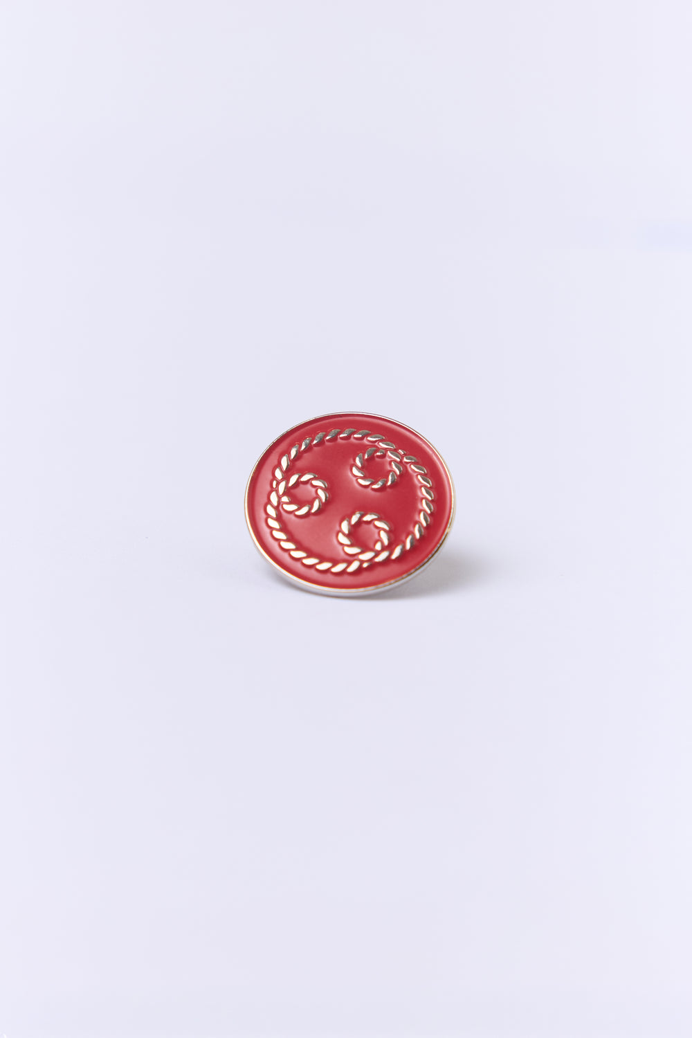 Huddle pin