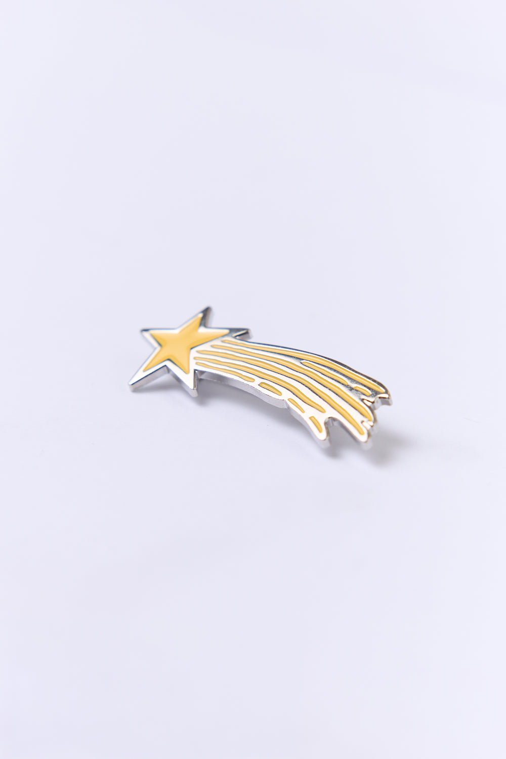 Shooting star pin