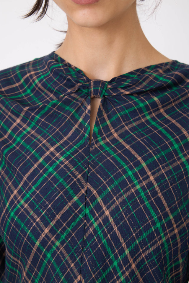 Trapeze top