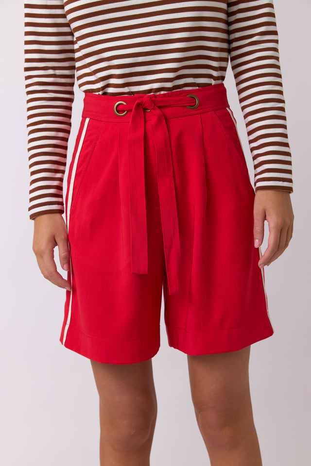 Académie short