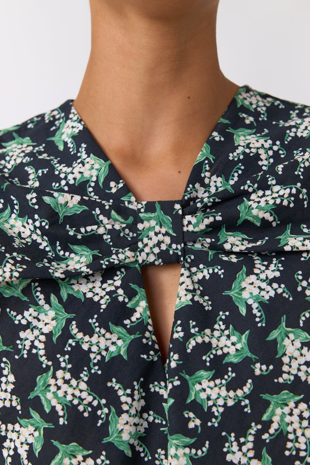 Bellflower top