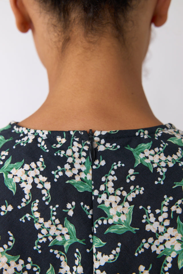 Bellflower top