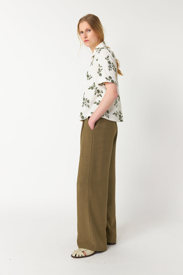 Blooms shirt