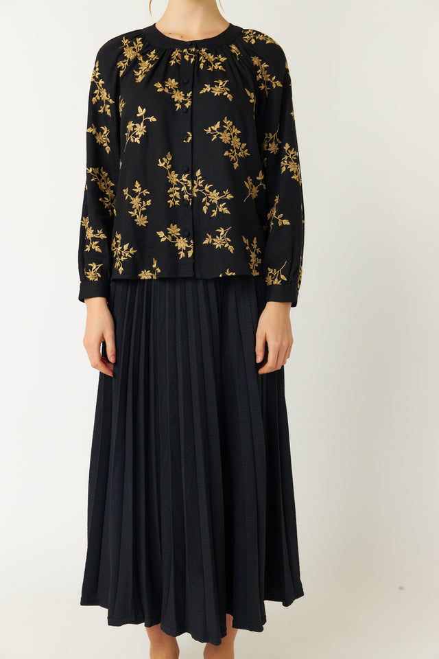 Blooms top