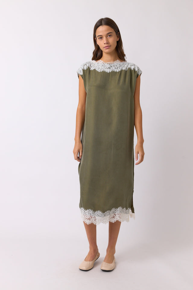 Chantilly shift dress