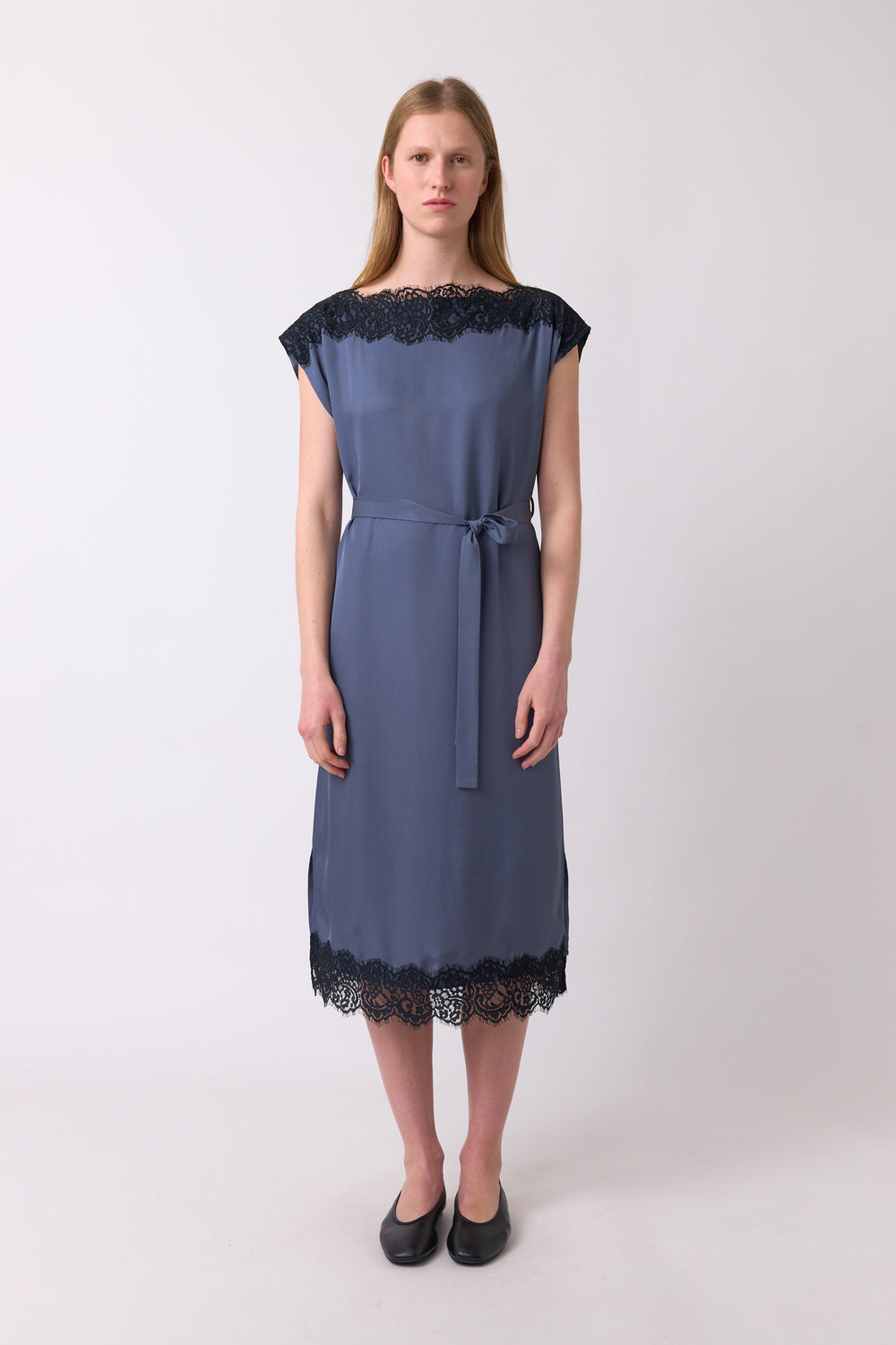 Chantilly shift dress