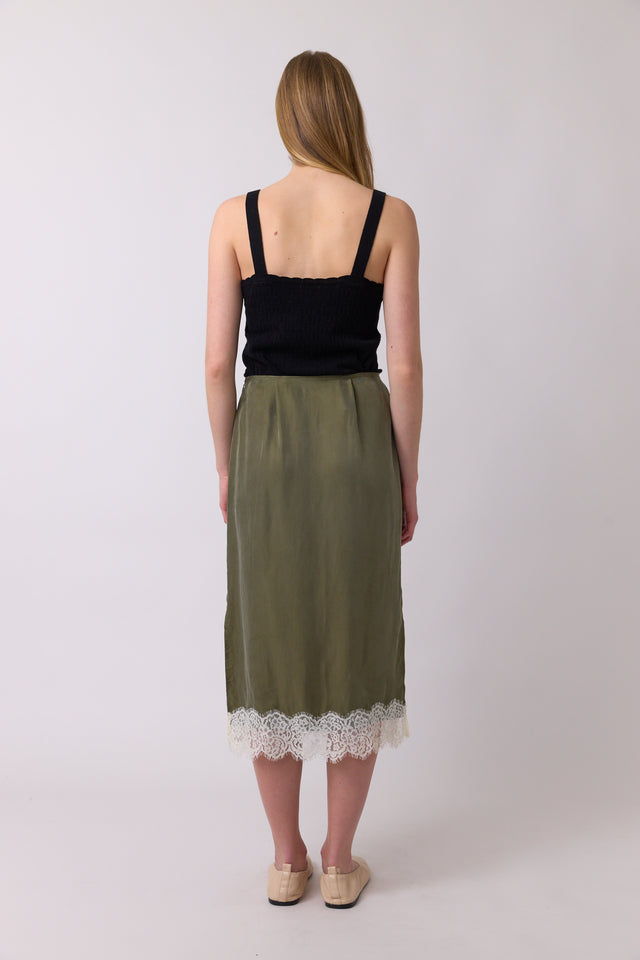 Chantilly skirt