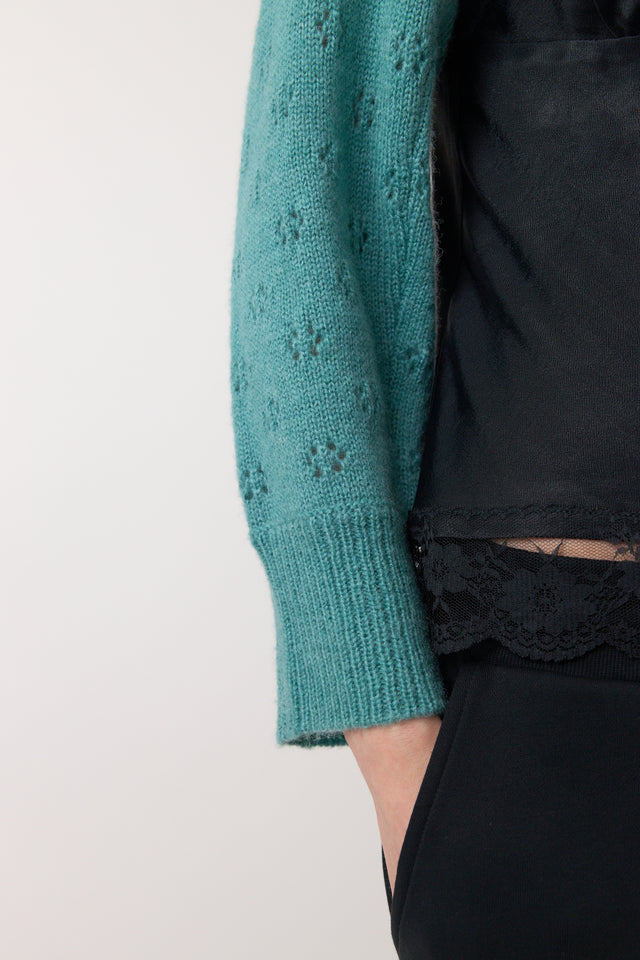 Willow shrug