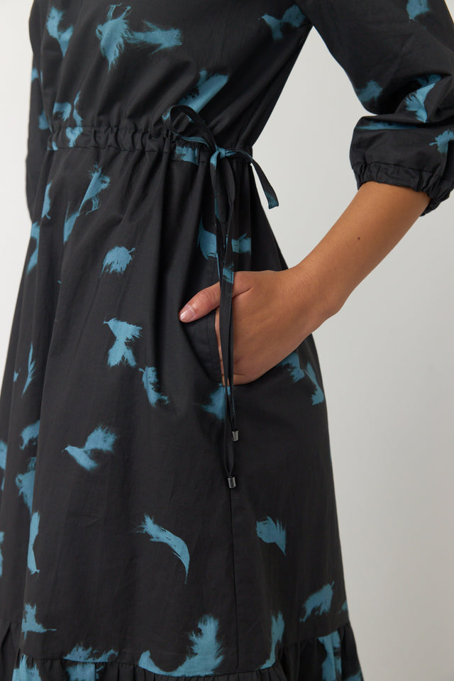 Falling dress