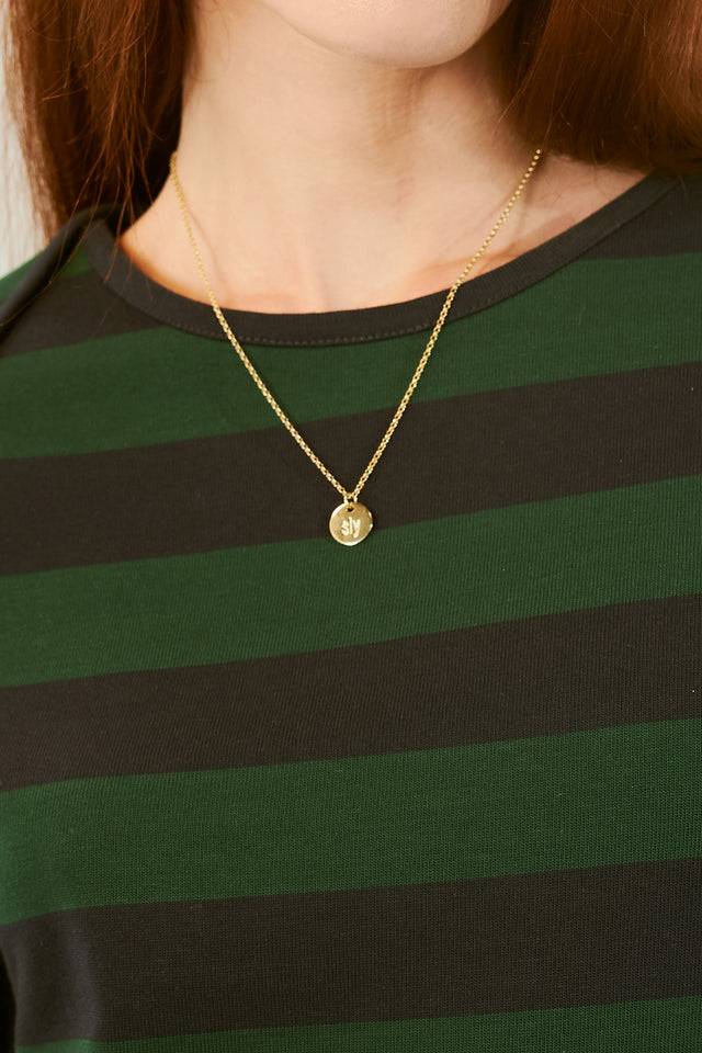 Sly pendant necklace
