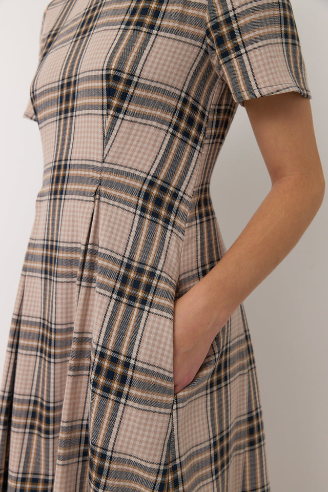 Highland dress