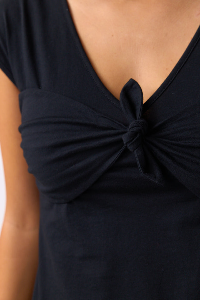Knotted top