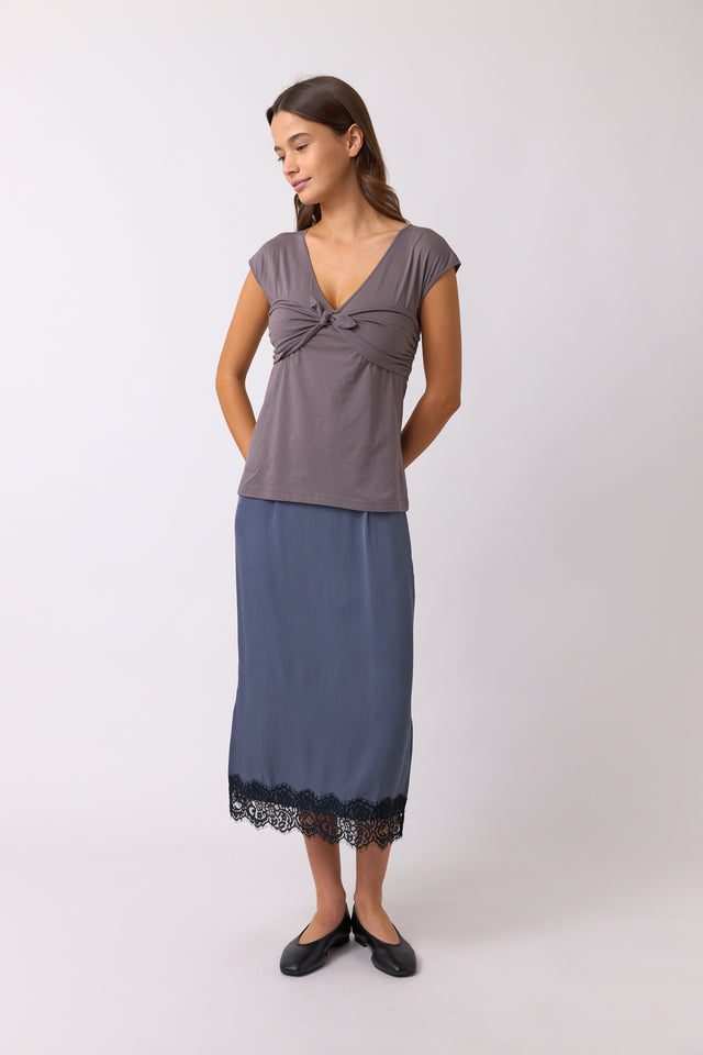 Chantilly skirt