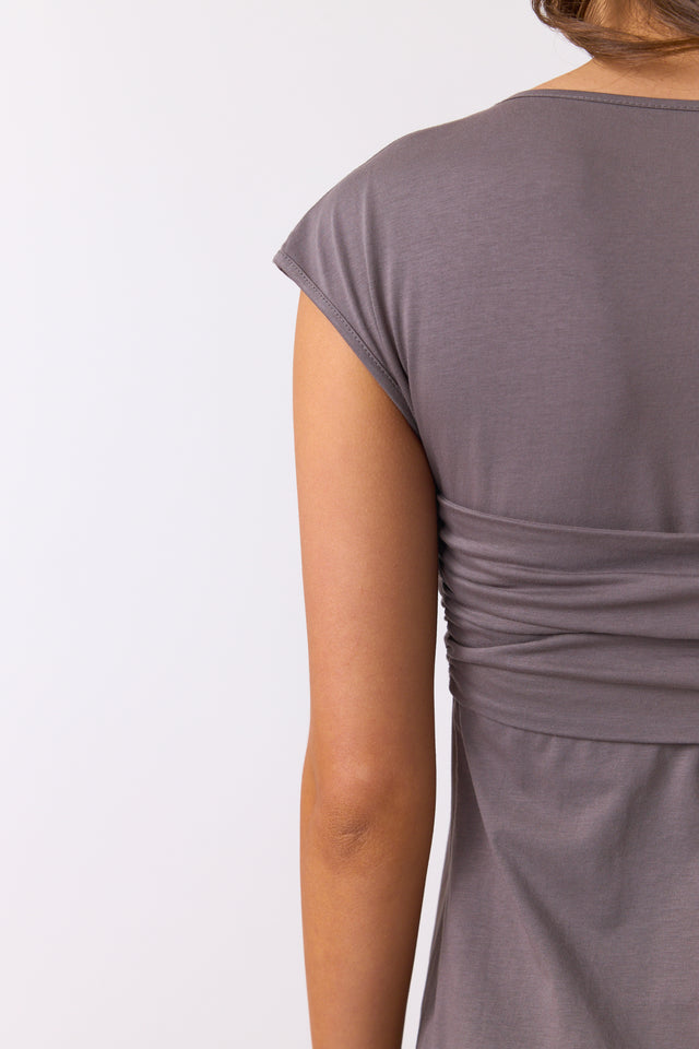 Knotted top