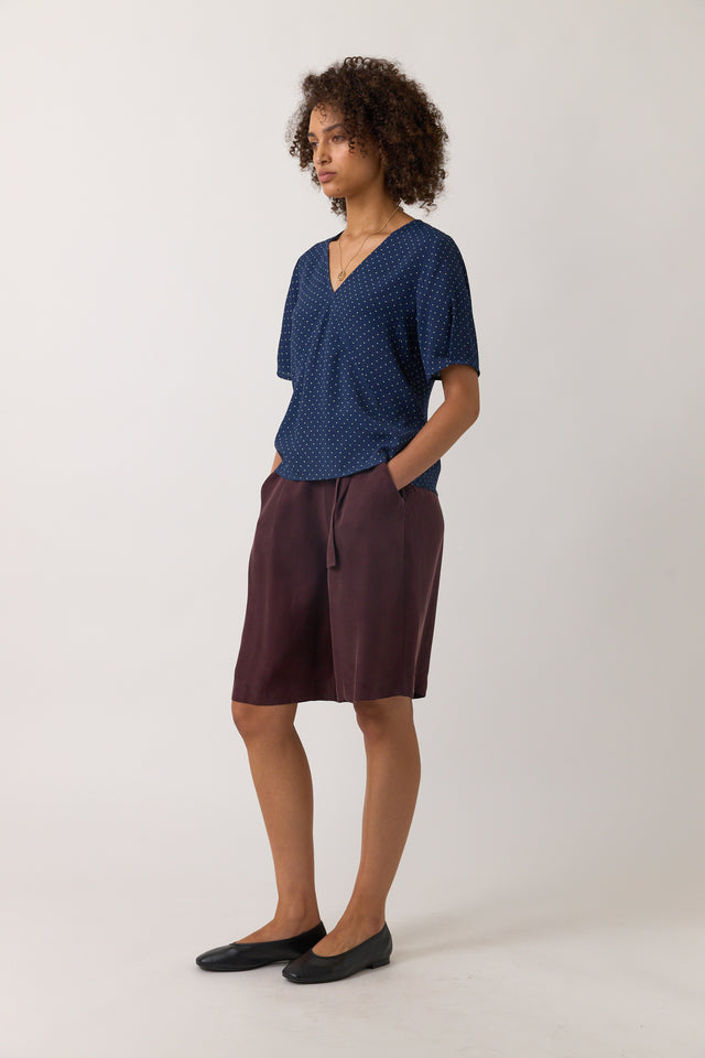Pins top