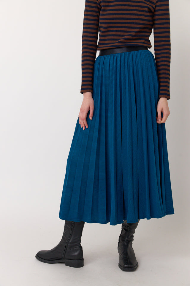 Ripple skirt