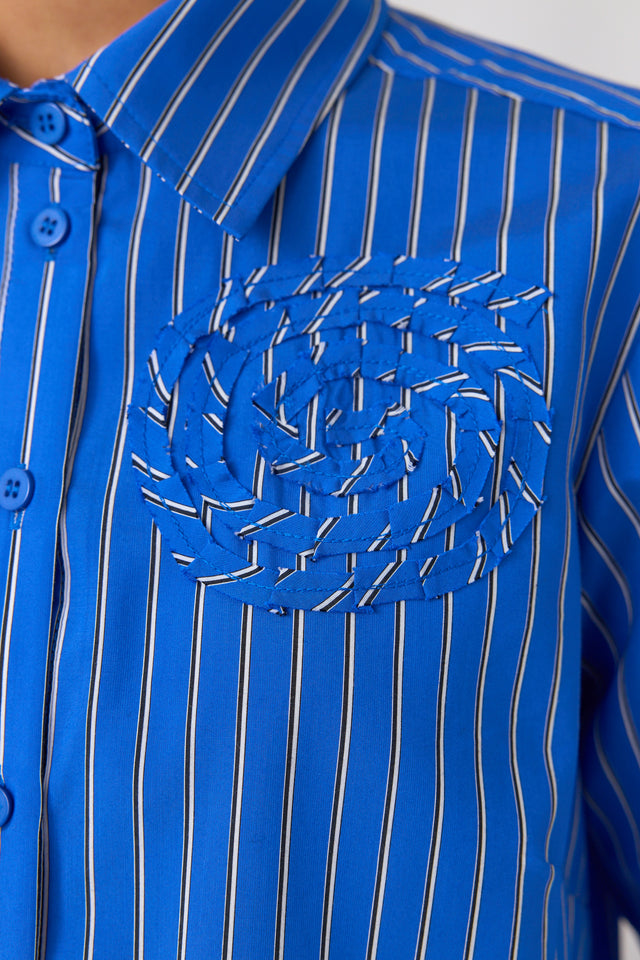 Spiral stripe shirt