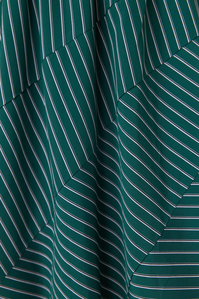 Spiral stripe skirt