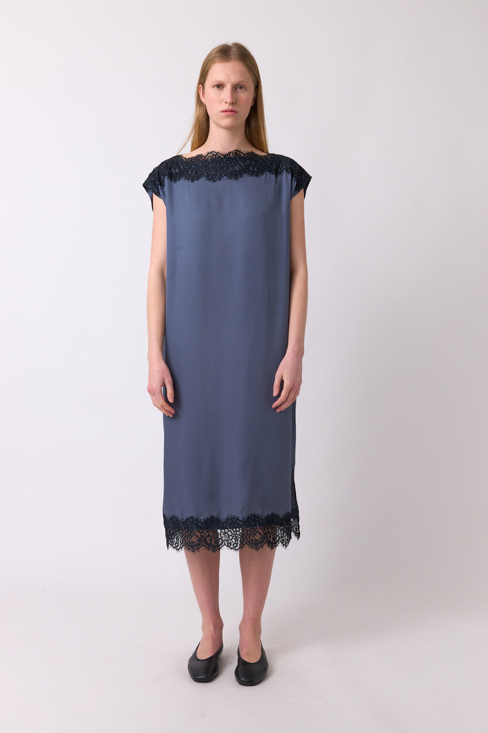 Chantilly shift dress