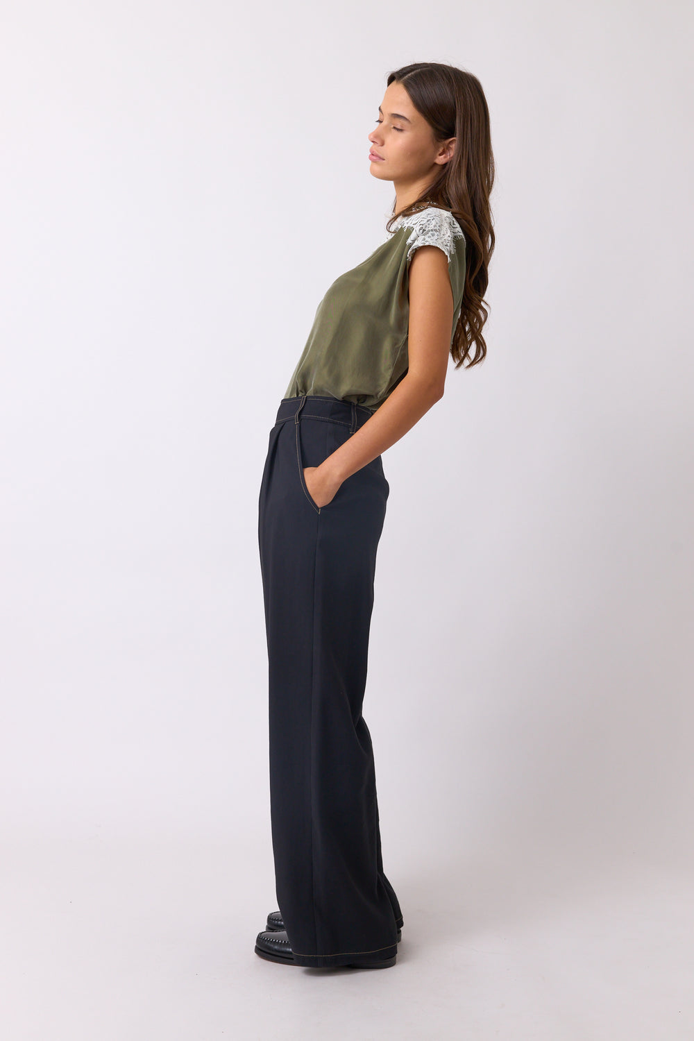 Traveller trouser