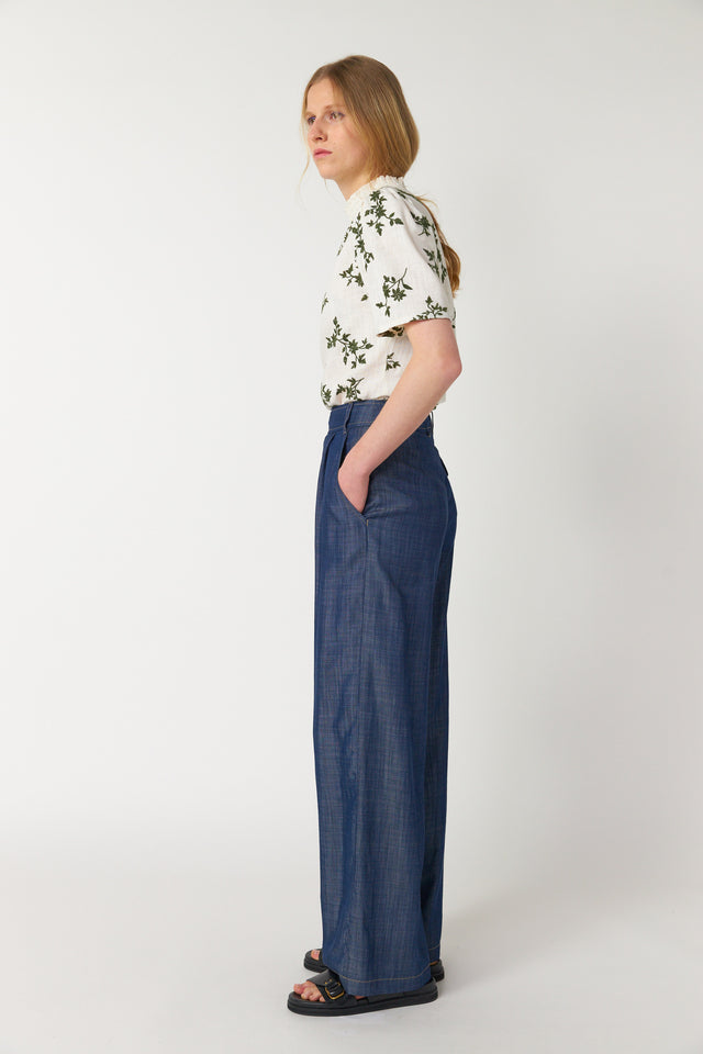 Traveller trouser
