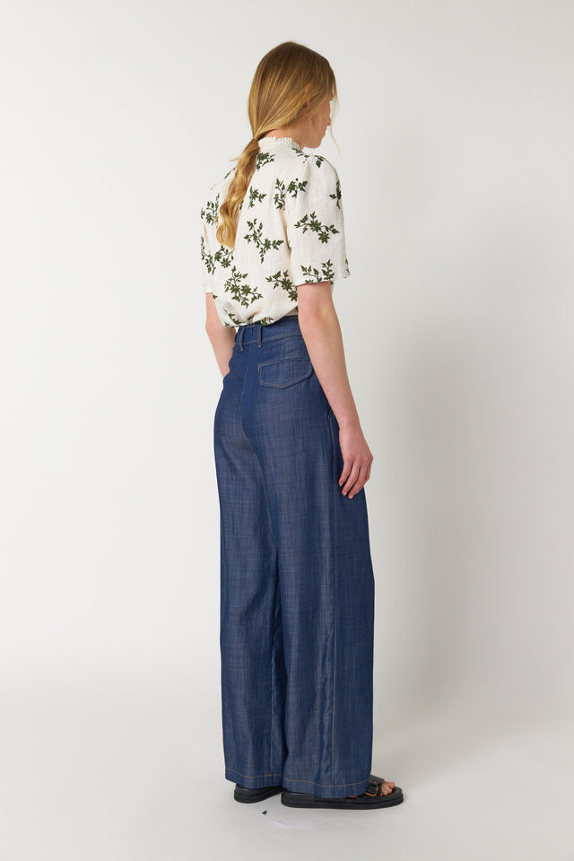 Traveller trouser