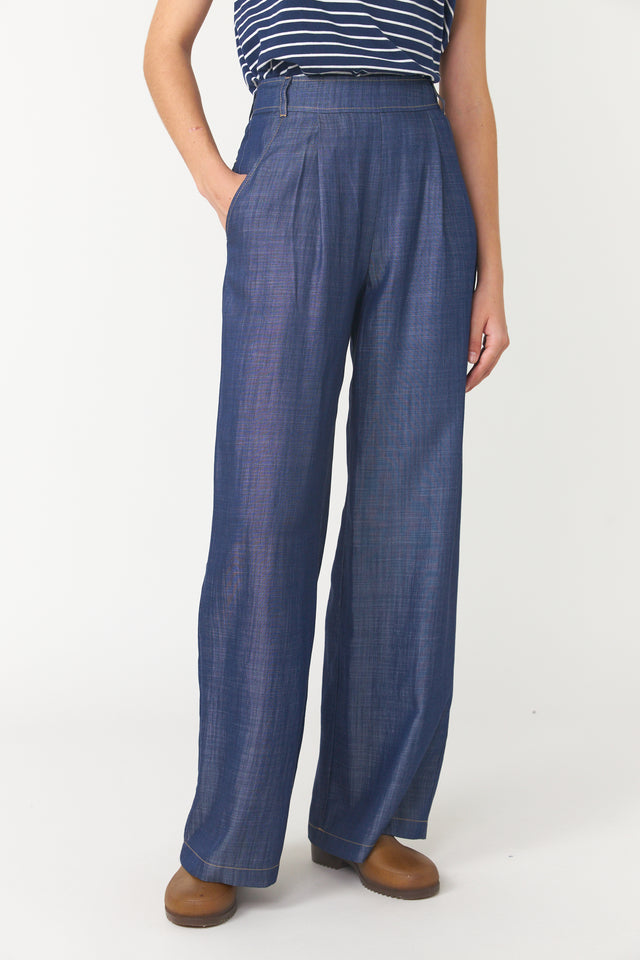 Traveller trouser
